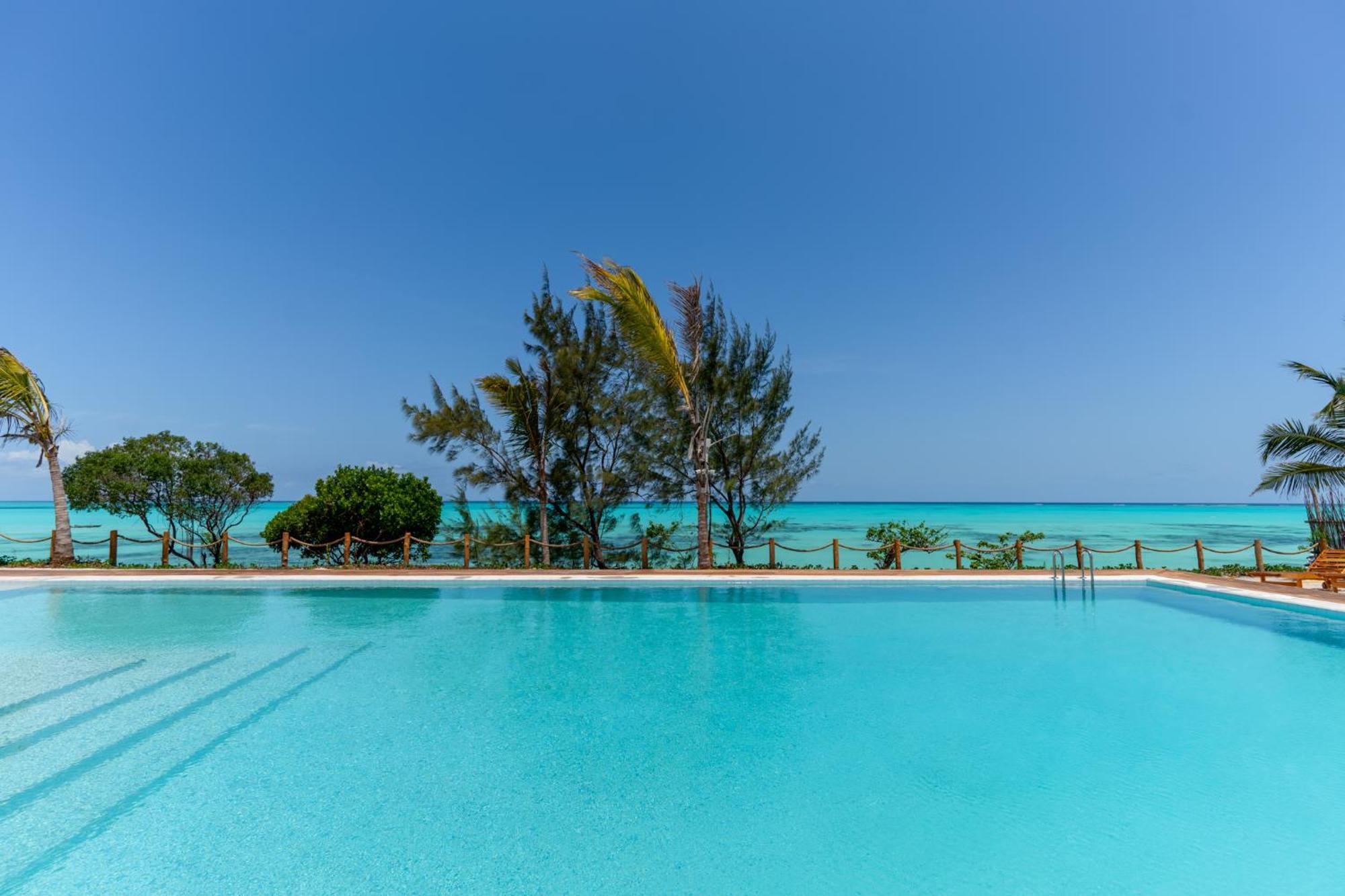 Kaskazi Hotel Zanzibar ジャンビアニ エクステリア 写真